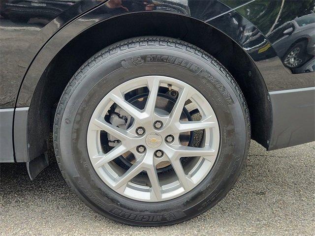 Photo of 2023 Mosaic Black Metallic Chevrolet Equinox