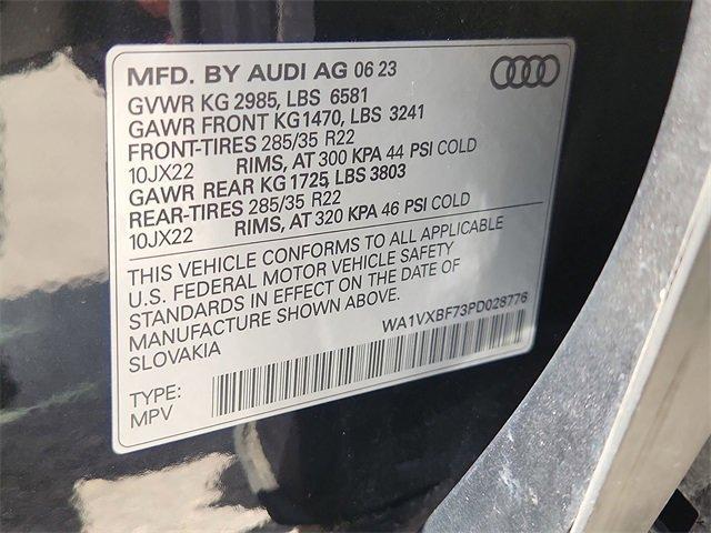 Photo of 2023 Mythos Black Metallic Audi Q7