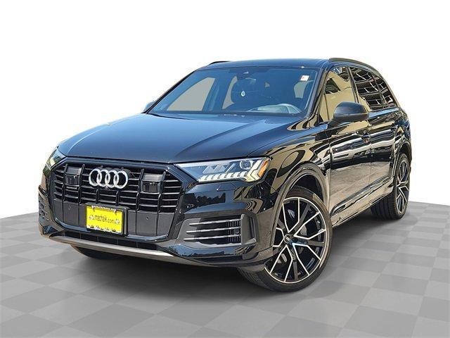 Photo of 2023 Mythos Black Metallic Audi Q7