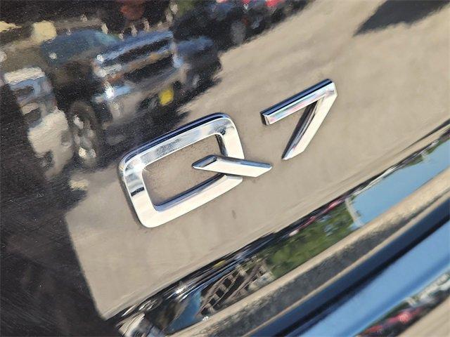 Photo of 2023 Mythos Black Metallic Audi Q7