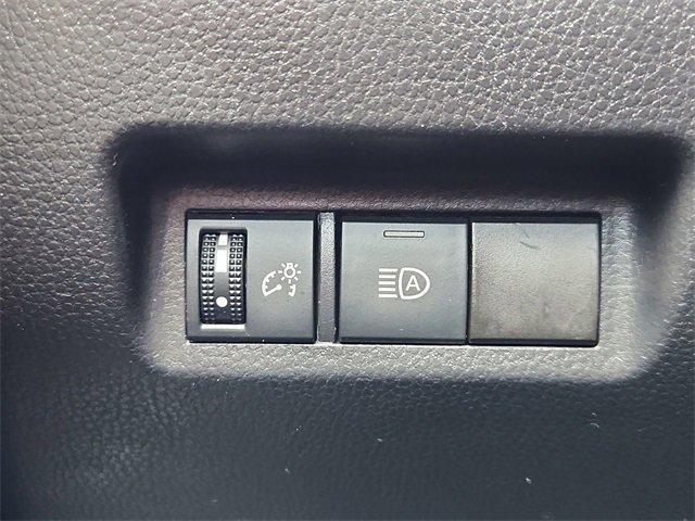 Photo of 2021 Silver Toyota RAV4