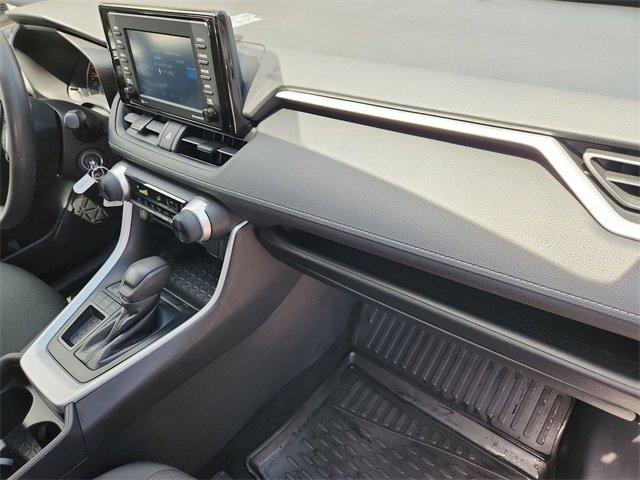 Photo of 2021 Silver Toyota RAV4