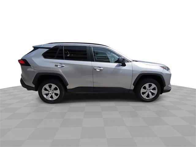 Photo of 2021 Silver Toyota RAV4