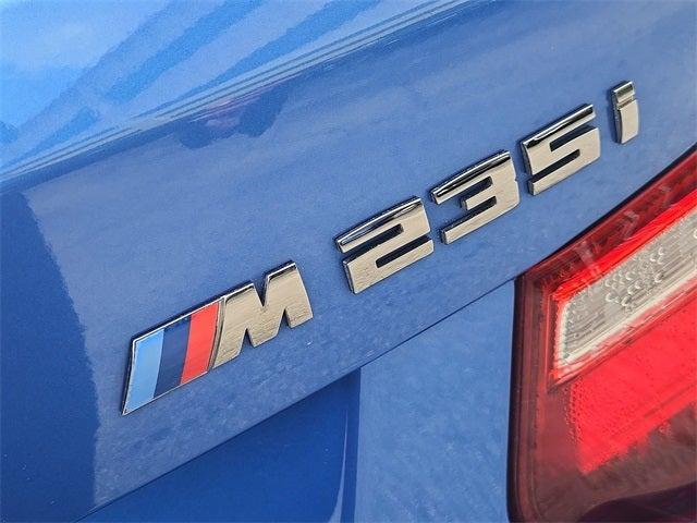 Photo of 2015 Estoril Blue Metallic BMW M235