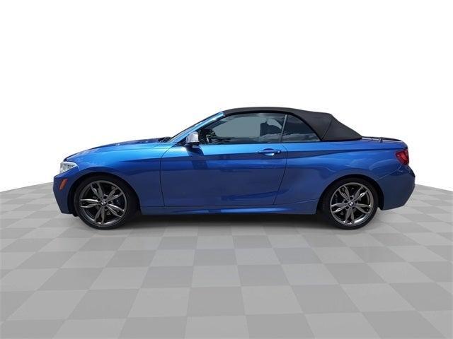 Photo of 2015 Estoril Blue Metallic BMW M235