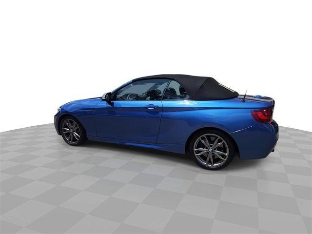 Photo of 2015 Estoril Blue Metallic BMW M235