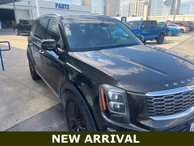 Photo of 2020 Dark Moss Kia Telluride