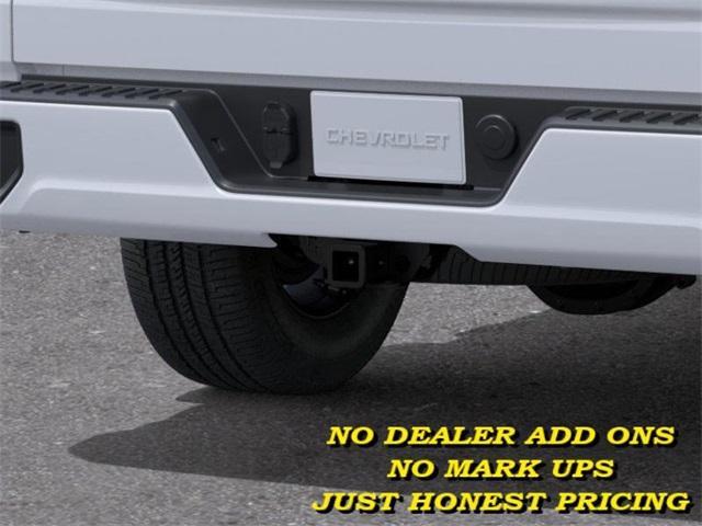 Photo of 2025 White Chevrolet Silverado 1500
