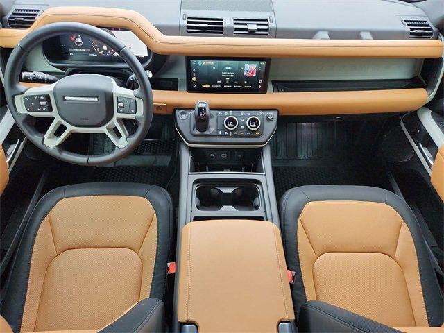 Photo of 2024 Santorini Black Land Rover Defender
