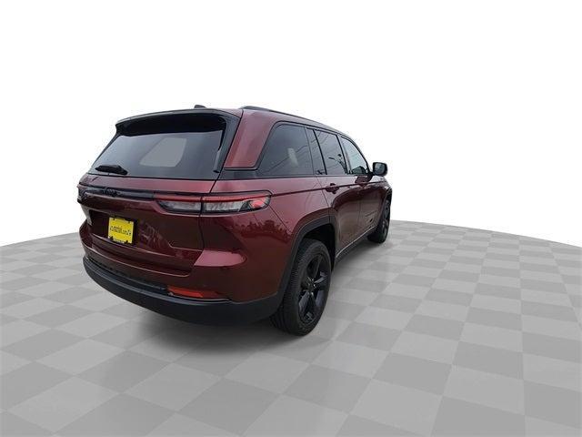 Photo of 2023 Velvet Red Pearlcoat Jeep Grand Cherokee