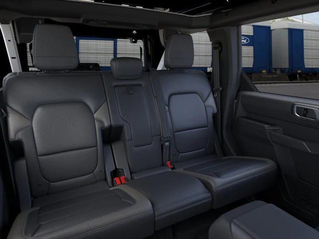 Photo of 2025 Oxford White Ford Bronco