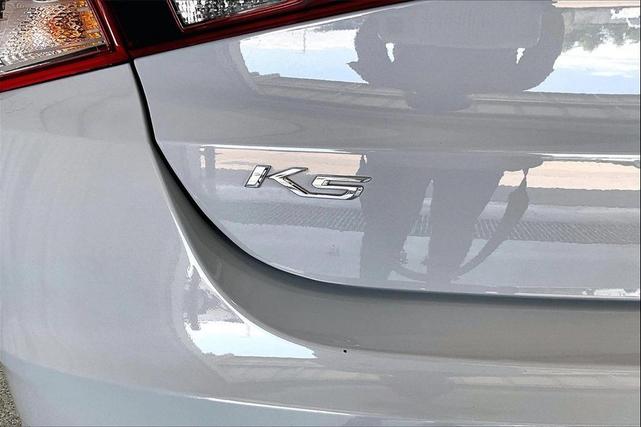 Photo of 2021 Wolf Gray Kia K5