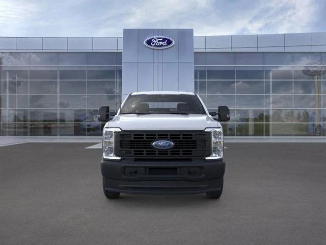 Photo of 2025 Oxford White Ford F-250