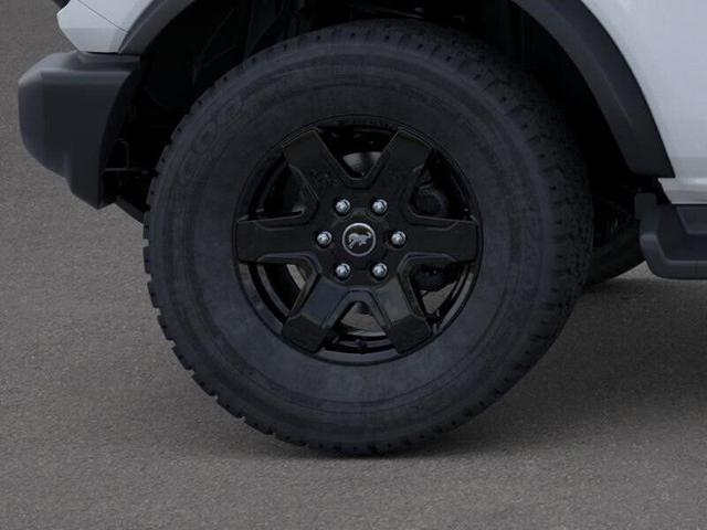 Photo of 2025 Oxford White Ford Bronco
