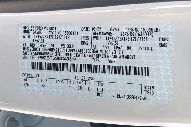 Photo of 2025 Oxford White Ford F-250