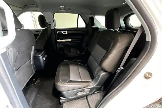 Photo of 2022 Star White Metallic Tri-Coat Ford Explorer