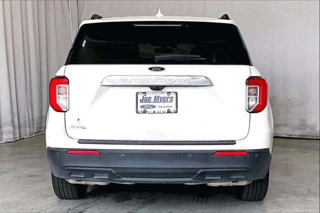 Photo of 2022 Star White Metallic Tri-Coat Ford Explorer