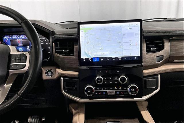 Photo of 2024 Oxford White Ford Expedition Max