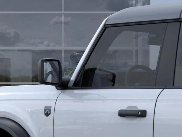 Photo of 2025 Oxford White Ford Bronco