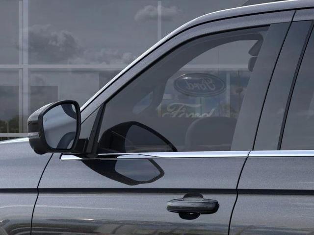 Photo of 2025 Agate Black Ford Expedition Max