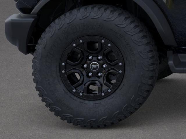 Photo of 2025 Shadow Black Ford Bronco