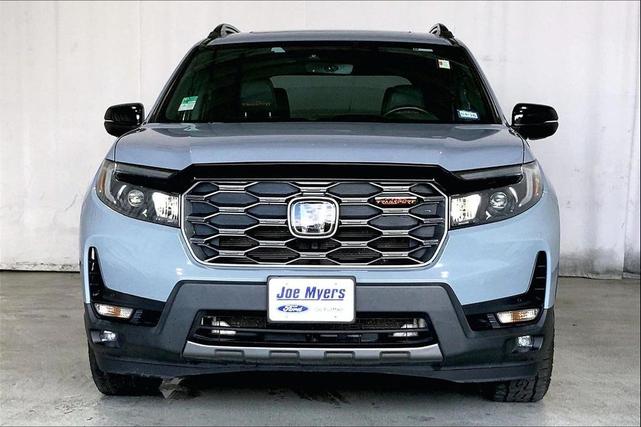 Photo of 2022 Sonic Gray Pearl Honda Passport