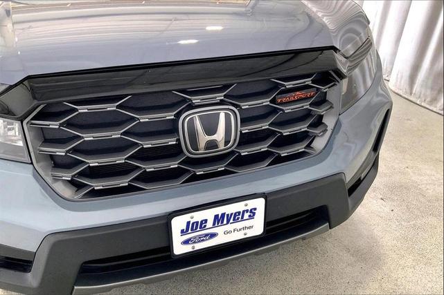 Photo of 2022 Sonic Gray Pearl Honda Passport