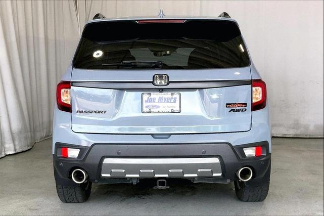 Photo of 2022 Sonic Gray Pearl Honda Passport