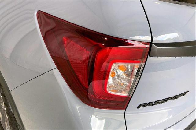 Photo of 2022 Sonic Gray Pearl Honda Passport