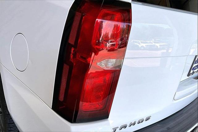 Photo of 2016 Summit White Chevrolet Tahoe
