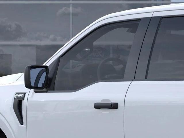 Photo of 2025 Oxford White Ford F-150