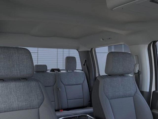 Photo of 2025 Oxford White Ford F-150