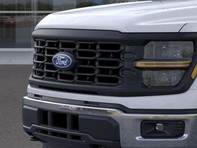 Photo of 2025 Oxford White Ford F-150