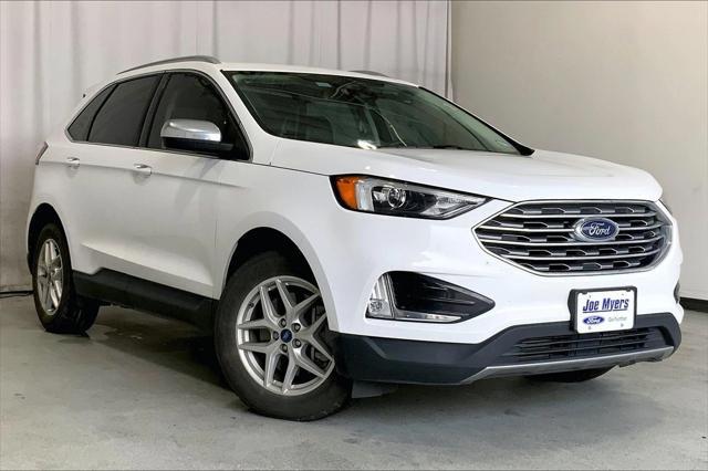 Photo of 2022 Oxford White Ford Edge