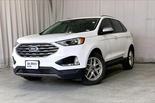 Photo of 2022 Oxford White Ford Edge