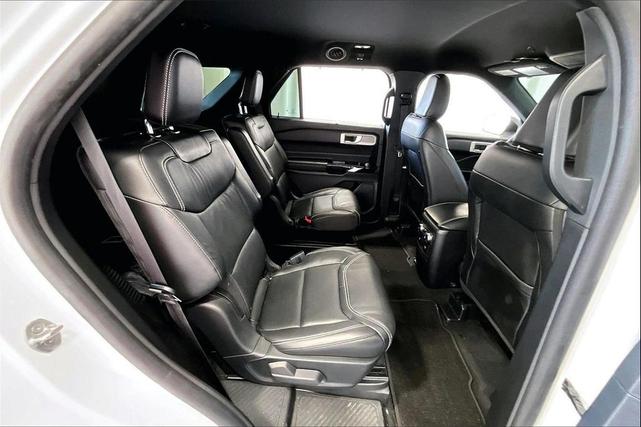 Photo of 2023 Star White Metallic Tri-Coat Ford Explorer