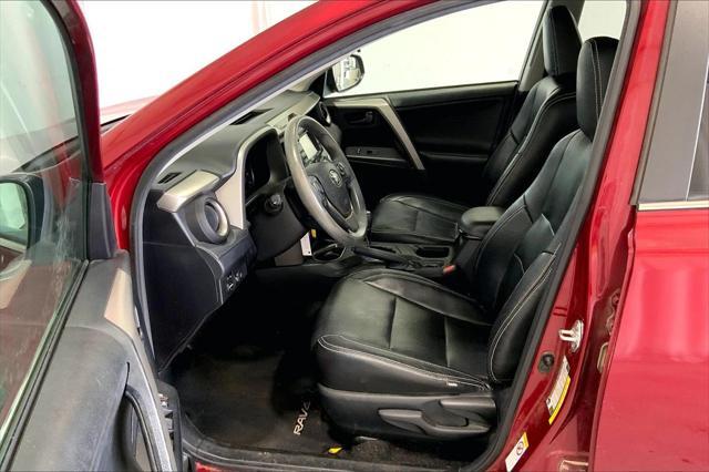 Photo of 2018 Ruby Flare Pearl Toyota RAV4