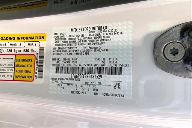 Photo of 2024 Oxford White Ford Mustang
