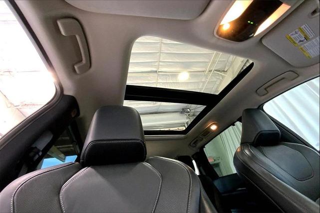Photo of 2022 Moonbow Blue INFINITI QX60