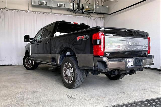 Photo of 2023 Agate Black Metallic Ford F-250