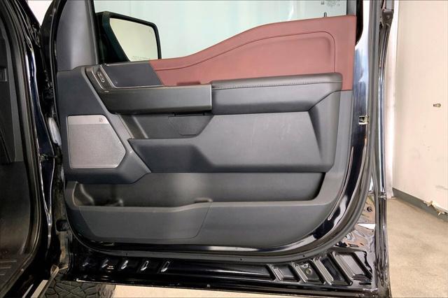 Photo of 2022 Agate Black Metallic Ford F-150
