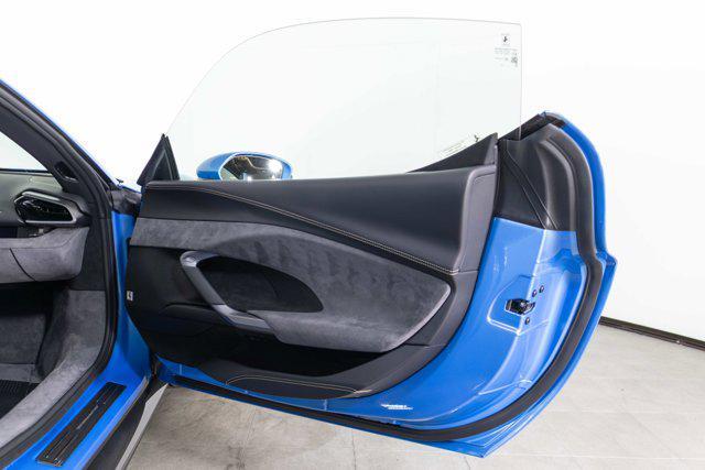 Photo of 2024 Flugplatz Blu Met Ferrari 296 GTS