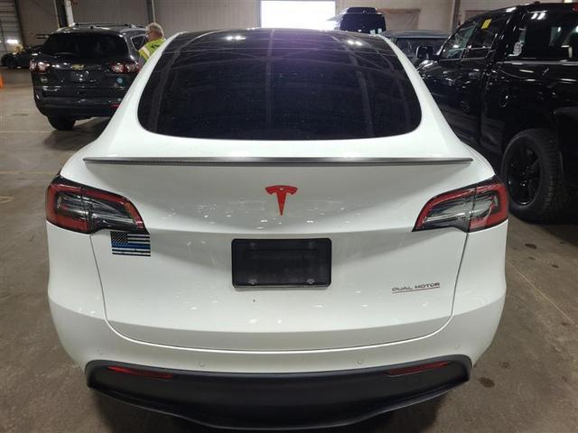Photo of 2022 Pearl White Multi-Coat Tesla Model Y