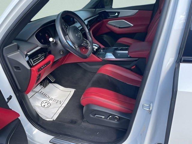 Photo of 2022 Platinum White Pearl Acura MDX