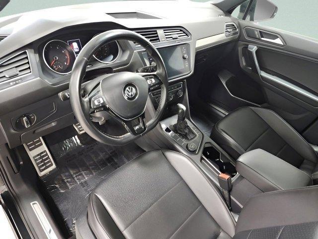 Photo of 2021 Deep Black Pearl Volkswagen Tiguan