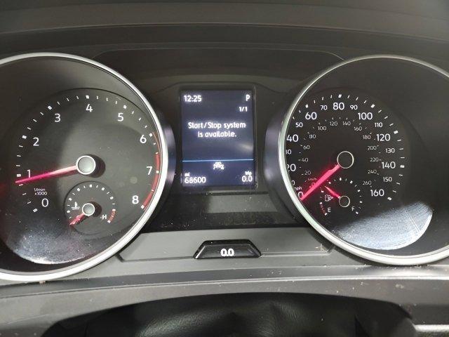 Photo of 2021 Deep Black Pearl Volkswagen Tiguan