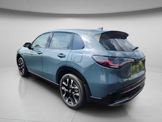 Photo of 2026 Nordic Forest Pearl Honda HR-V