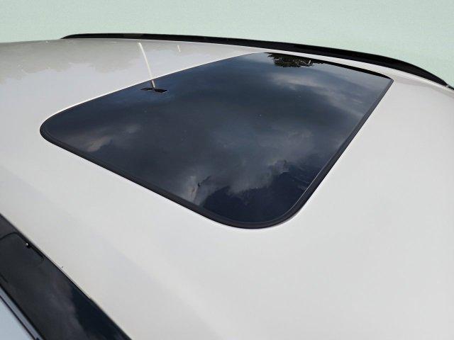Photo of 2026 Platinum White Pearl Honda CR-V Hybrid