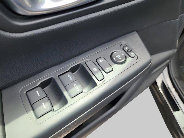 Photo of 2026 Platinum White Pearl Honda CR-V Hybrid