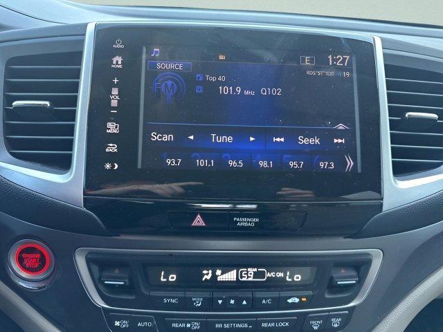 Photo of 2018 Deep Scarlet Pearl Honda Pilot